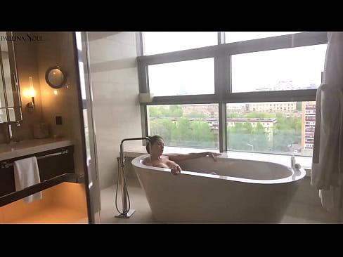 ❤️ Bebé tremendo A masturbar-se apaixonadamente na sua rata na casa de banho ❌ Porno em pt.pornofilmtv.ru ☑
